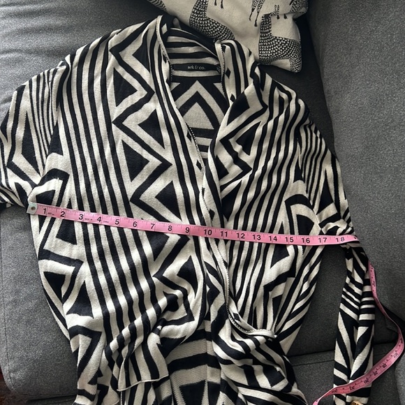 Ark & Co. Hi-Low Open Sweater Shawl Duster - Picture 8 of 11